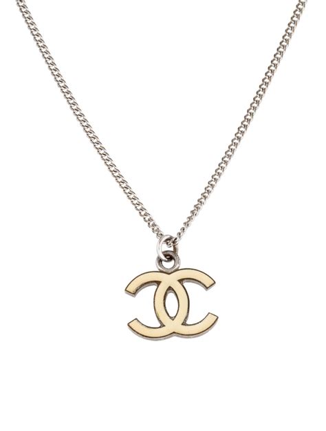 chanel kette rund|Chanel necklace set.